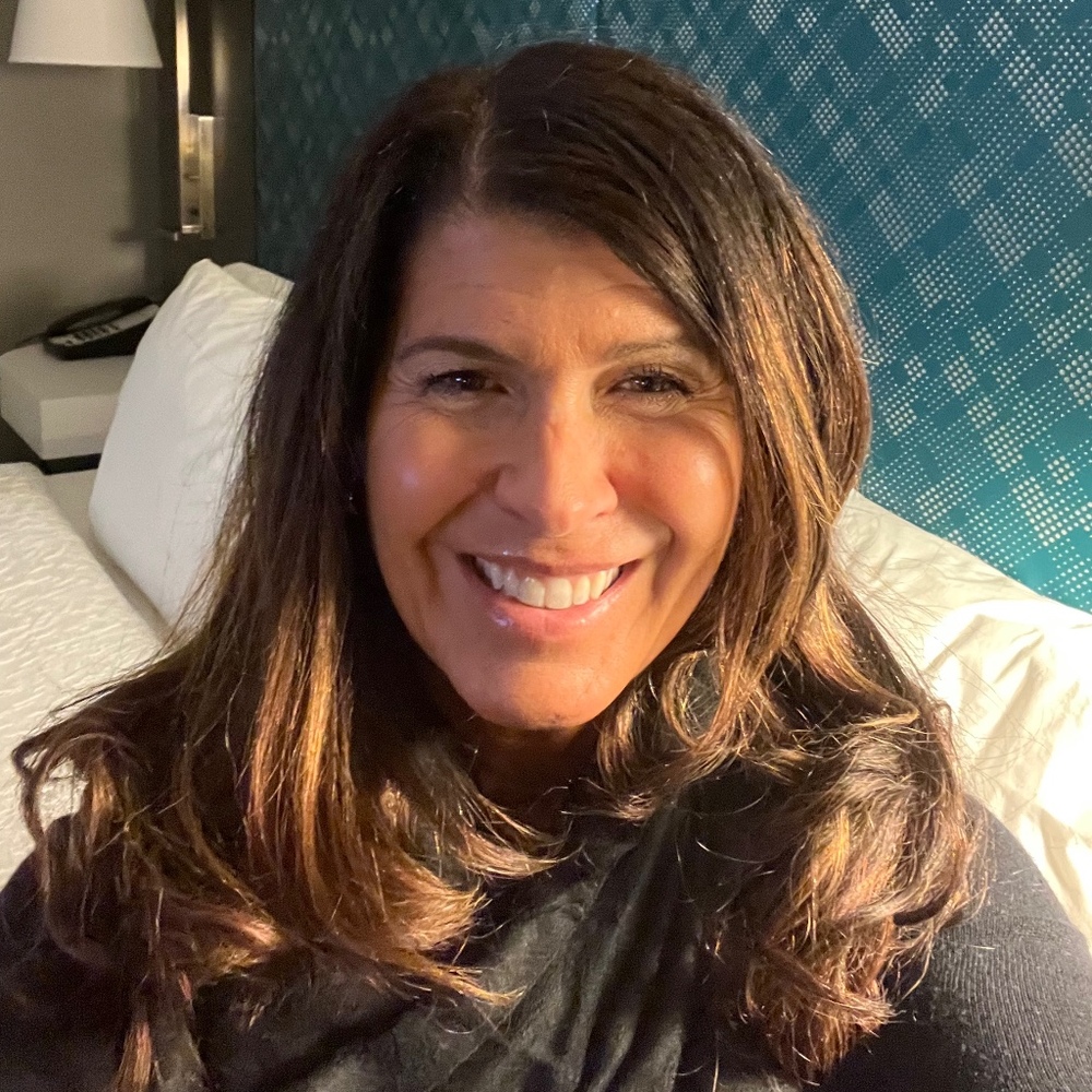 Meet your Posher, Lisa